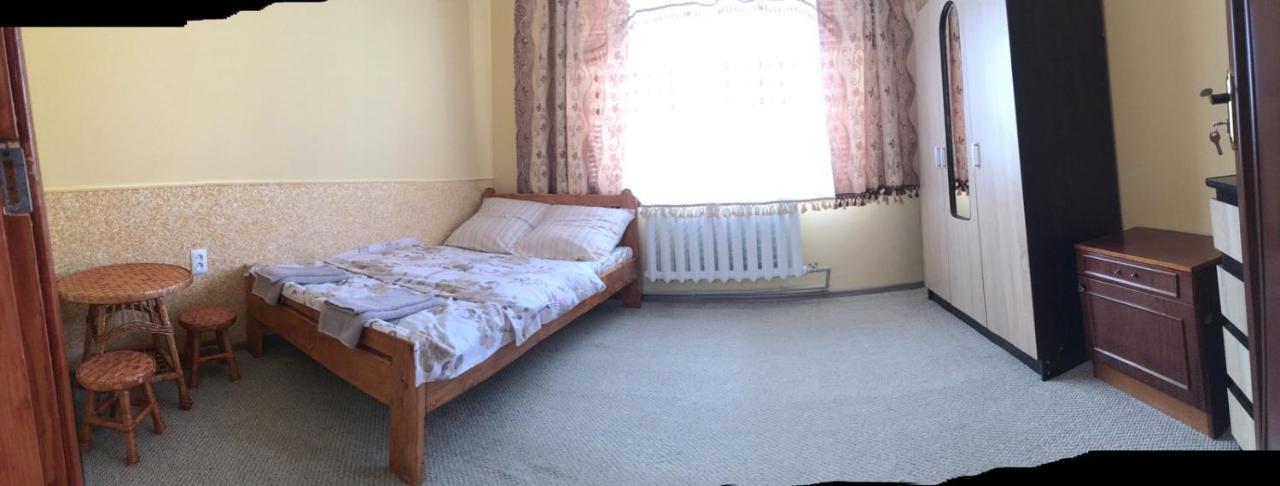 У Ондраша Apartamento Yasinya Exterior foto