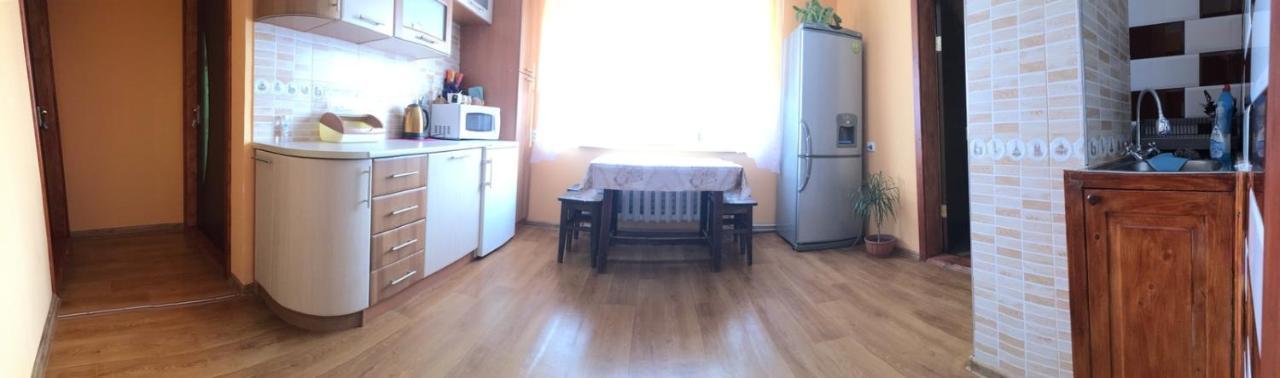 У Ондраша Apartamento Yasinya Exterior foto