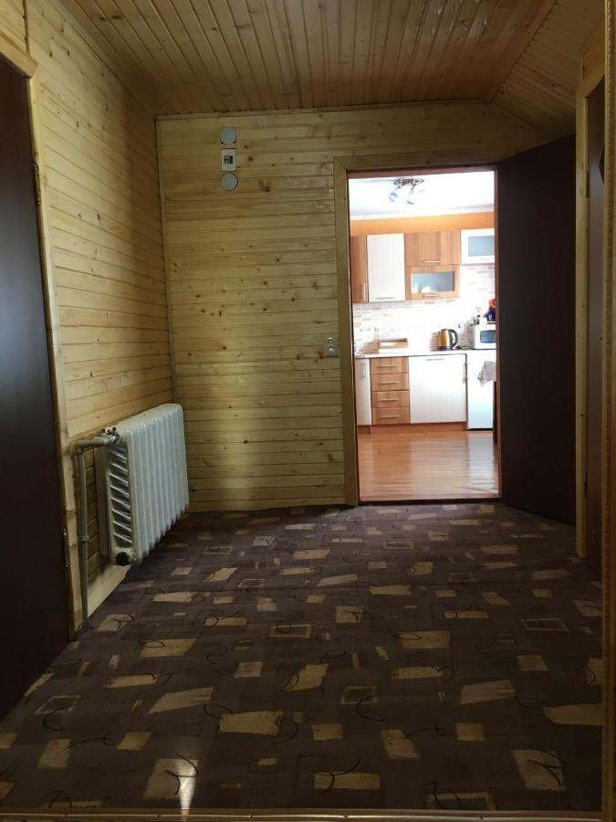 У Ондраша Apartamento Yasinya Exterior foto